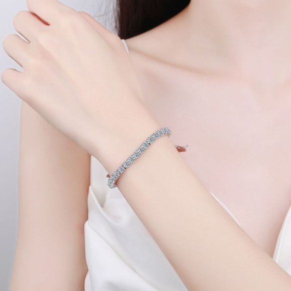 Certified 10.8ct. t.w. Moissanite Diamond Tennis Net Bracelet NEW - Picture 4 of 11